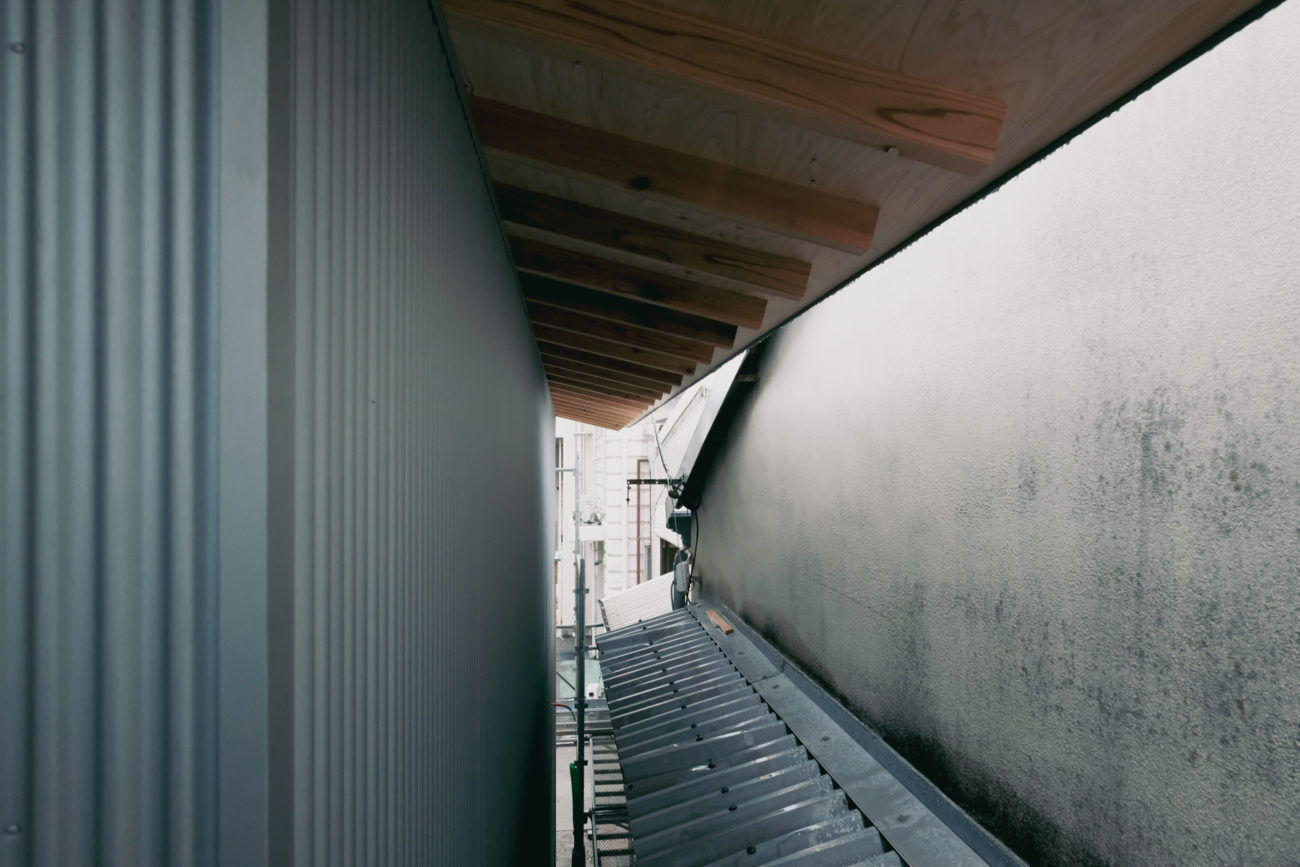 石山のギャラリー　外壁材の施工など